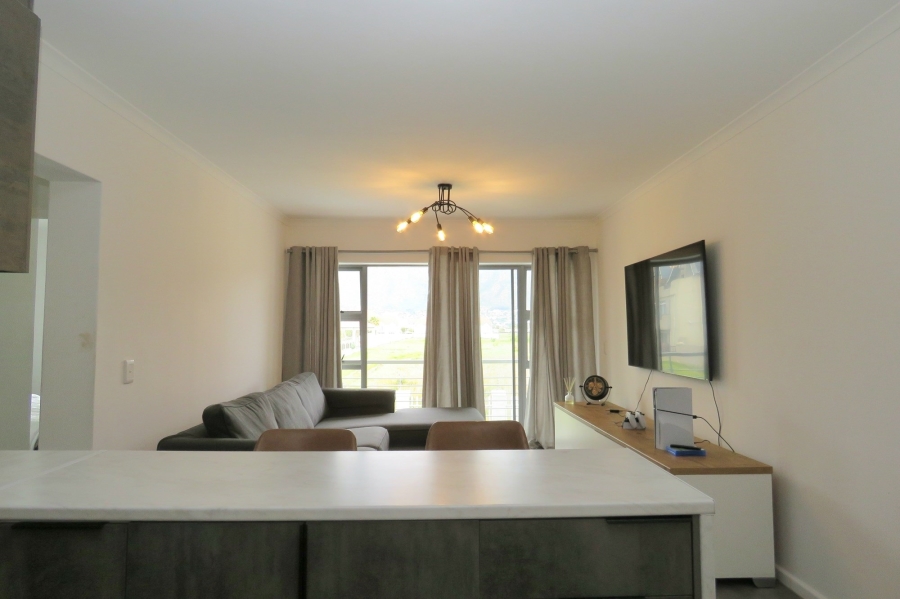 To Let 2 Bedroom Property for Rent in Gordons Bay Central Western Cape